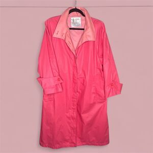 London Fog 1970s/1980s Bubblegum Pink Vintage Long Barbiecore Trenchcoat